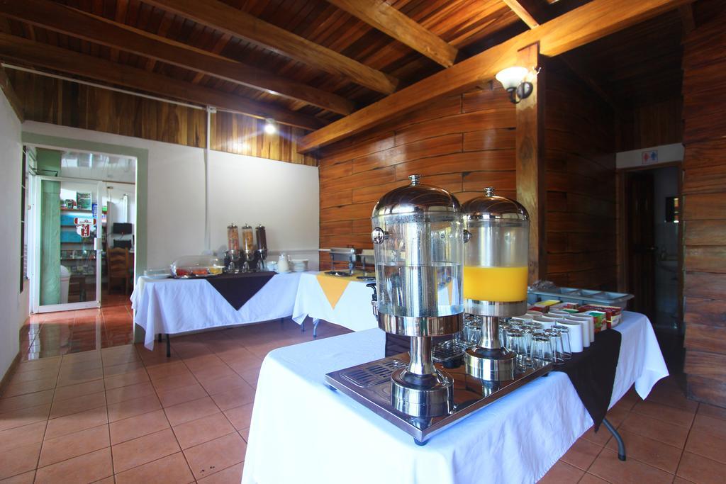 Santa Elena Hostel Resort Monteverde Extérieur photo